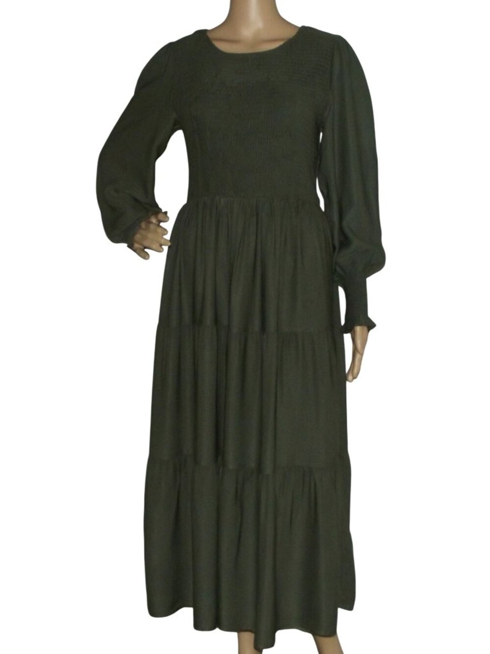 Zesica Maxi Dress Womens Size Medium Green smocked tiered long sleeve